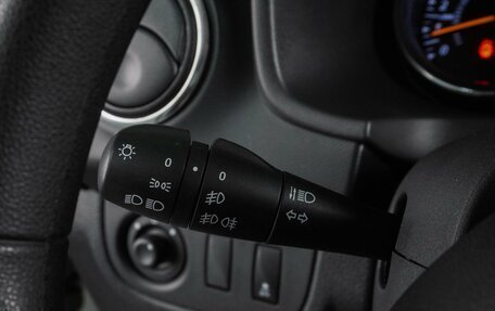 Renault Logan II, 2022 год, 1 399 000 рублей, 13 фотография