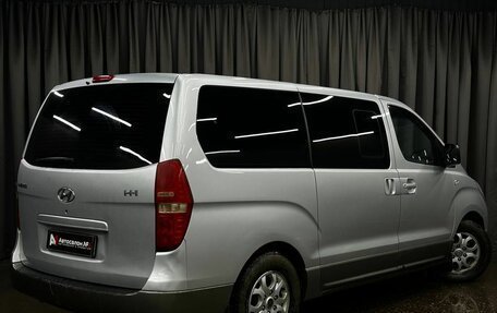 Hyundai H-1 II рестайлинг, 2010 год, 999 777 рублей, 3 фотография