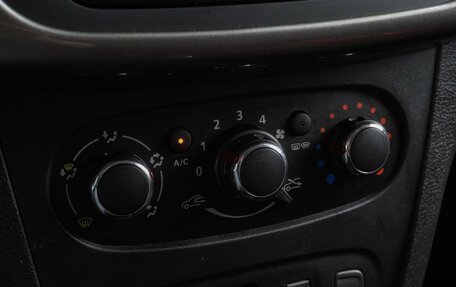 Renault Logan II, 2022 год, 1 399 000 рублей, 16 фотография