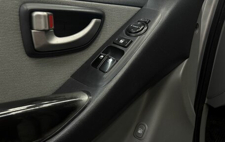 Hyundai H-1 II рестайлинг, 2010 год, 999 777 рублей, 12 фотография