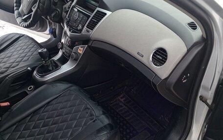 Chevrolet Cruze II, 2012 год, 750 000 рублей, 9 фотография