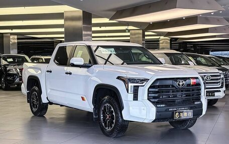 Toyota Tundra, 2025 год, 9 790 000 рублей, 2 фотография