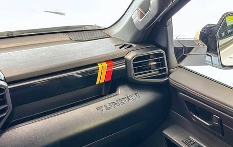 Toyota Tundra, 2025 год, 9 790 000 рублей, 13 фотография