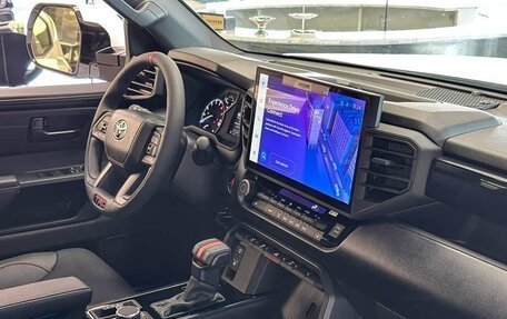 Toyota Tundra, 2025 год, 9 790 000 рублей, 11 фотография