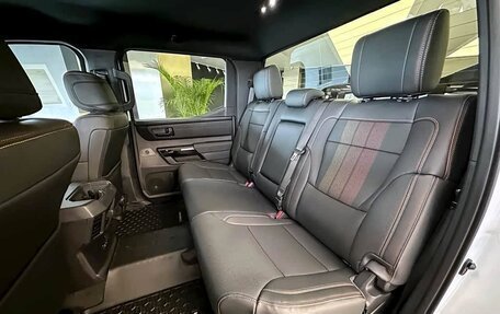 Toyota Tundra, 2025 год, 9 790 000 рублей, 15 фотография