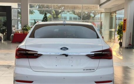 Ford Focus IV, 2022 год, 1 100 000 рублей, 4 фотография