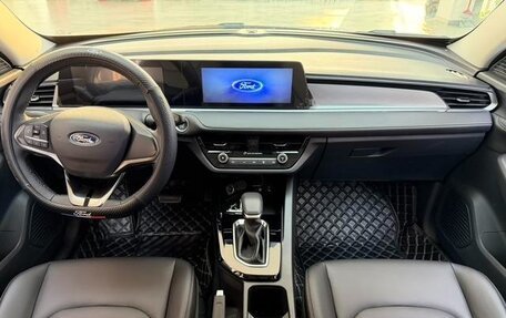 Ford Focus IV, 2022 год, 1 100 000 рублей, 6 фотография