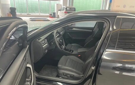 Skoda Superb III рестайлинг, 2024 год, 2 290 007 рублей, 3 фотография