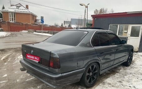 BMW 5 серия, 1989 год, 300 000 рублей, 9 фотография