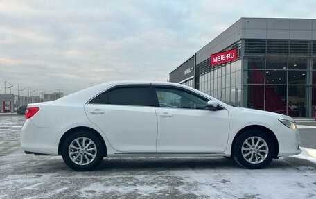 Toyota Camry, 2014 год, 1 640 000 рублей, 6 фотография