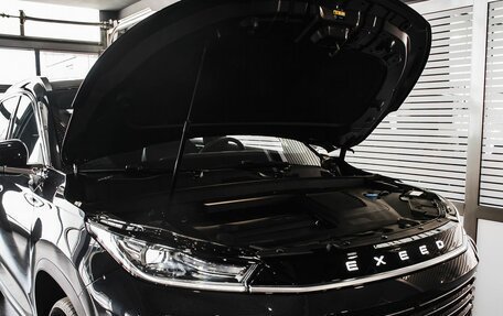 CheryExeed TXL, 2024 год, 3 800 000 рублей, 21 фотография