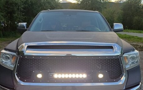 Toyota Tundra II, 2013 год, 5 000 000 рублей, 2 фотография