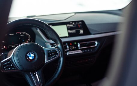 BMW 1 серия, 2022 год, 4 950 000 рублей, 16 фотография