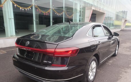 Volkswagen Passat B8 рестайлинг, 2021 год, 2 190 000 рублей, 4 фотография