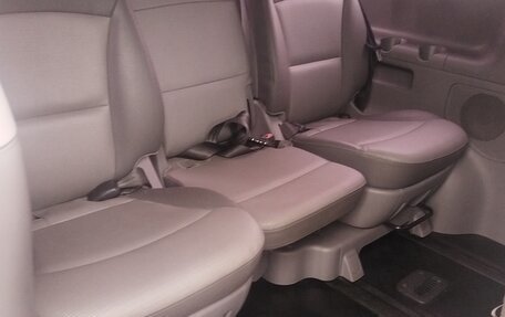 Hyundai Grand Starex Grand Starex I рестайлинг 2, 2011 год, 1 280 000 рублей, 13 фотография