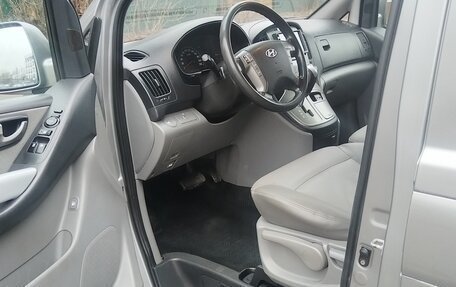 Hyundai Grand Starex Grand Starex I рестайлинг 2, 2011 год, 1 280 000 рублей, 9 фотография