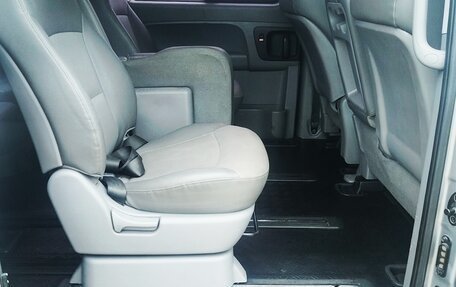 Hyundai Grand Starex Grand Starex I рестайлинг 2, 2011 год, 1 280 000 рублей, 12 фотография