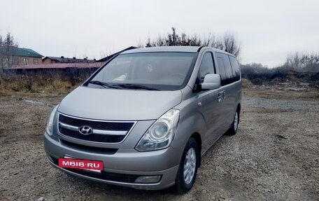 Hyundai Grand Starex Grand Starex I рестайлинг 2, 2011 год, 1 280 000 рублей, 2 фотография