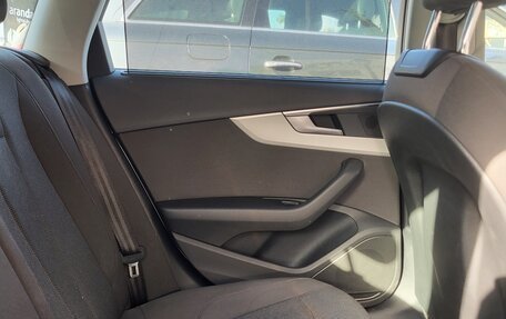 Audi A4, 2020 год, 4 100 000 рублей, 16 фотография