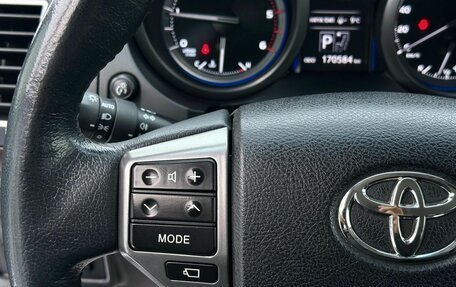 Toyota Land Cruiser Prado 150 рестайлинг 2, 2015 год, 3 849 000 рублей, 22 фотография