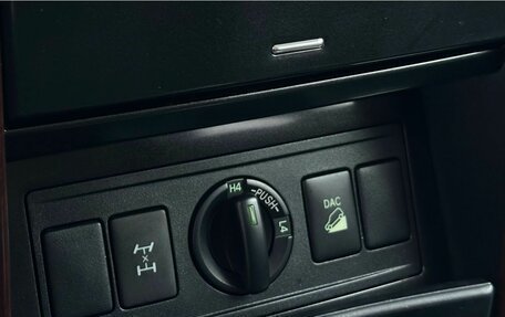 Toyota Land Cruiser Prado 150 рестайлинг 2, 2015 год, 3 849 000 рублей, 28 фотография