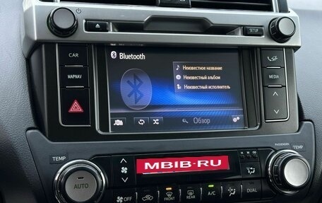 Toyota Land Cruiser Prado 150 рестайлинг 2, 2015 год, 3 849 000 рублей, 21 фотография