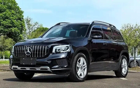 Mercedes-Benz GLB, 2022 год, 2 139 999 рублей, 1 фотография