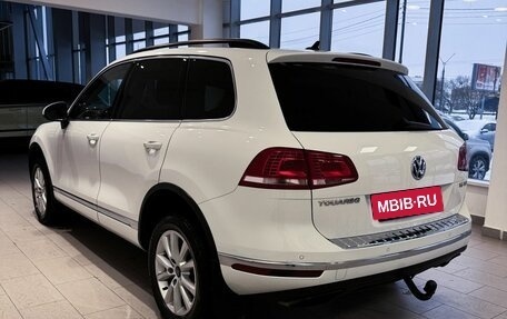 Volkswagen Touareg III, 2015 год, 2 931 000 рублей, 8 фотография
