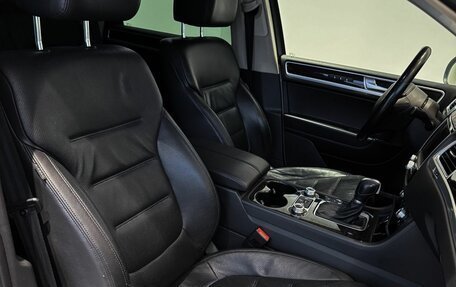 Volkswagen Touareg III, 2015 год, 2 931 000 рублей, 18 фотография