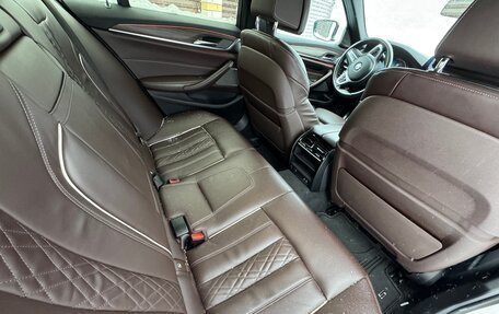 BMW 5 серия, 2019 год, 4 450 000 рублей, 8 фотография