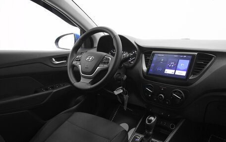 Hyundai Solaris II рестайлинг, 2018 год, 1 050 000 рублей, 12 фотография