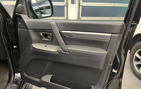 Mitsubishi Pajero IV, 2012 год, 1 890 000 рублей, 15 фотография