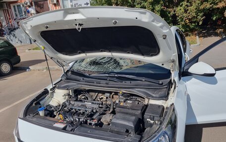 Hyundai Solaris II рестайлинг, 2020 год, 1 249 000 рублей, 8 фотография