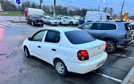 Toyota Platz, 2001 год, 249 000 рублей, 4 фотография