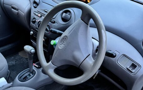 Toyota Platz, 2001 год, 249 000 рублей, 6 фотография