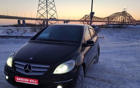 Mercedes-Benz B-Класс, 2010 год, 800 000 рублей, 1 фотография