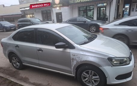 Volkswagen Polo VI (EU Market), 2014 год, 405 000 рублей, 1 фотография