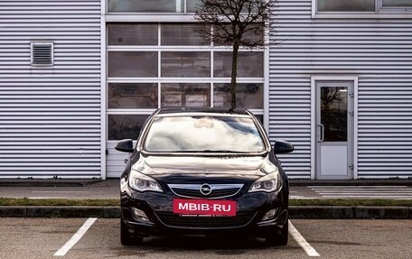 Opel Astra J, 2011 год, 755 000 рублей, 2 фотография