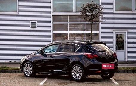 Opel Astra J, 2011 год, 755 000 рублей, 4 фотография