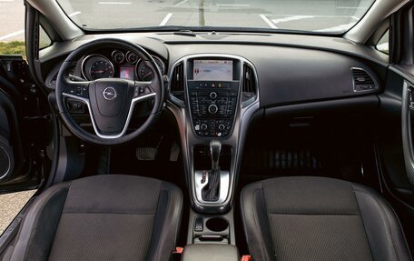 Opel Astra J, 2011 год, 755 000 рублей, 16 фотография