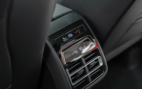 Volkswagen Tiguan, 2025 год, 5 149 000 рублей, 15 фотография