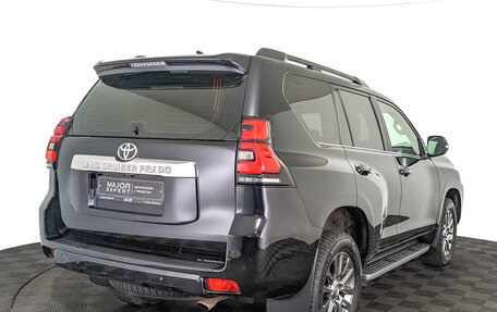Toyota Land Cruiser Prado 150 рестайлинг 2, 2019 год, 5 855 000 рублей, 5 фотография