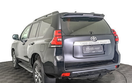 Toyota Land Cruiser Prado 150 рестайлинг 2, 2019 год, 5 855 000 рублей, 7 фотография