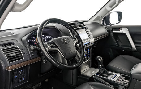 Toyota Land Cruiser Prado 150 рестайлинг 2, 2019 год, 5 855 000 рублей, 15 фотография