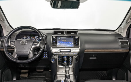 Toyota Land Cruiser Prado 150 рестайлинг 2, 2019 год, 5 855 000 рублей, 14 фотография
