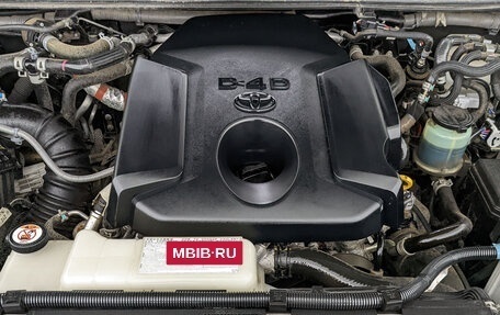 Toyota Land Cruiser Prado 150 рестайлинг 2, 2019 год, 5 855 000 рублей, 9 фотография