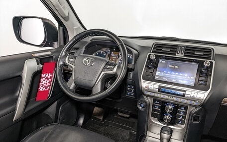 Toyota Land Cruiser Prado 150 рестайлинг 2, 2019 год, 5 855 000 рублей, 30 фотография