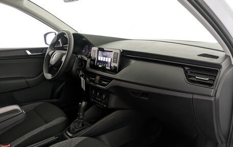 Skoda Rapid II, 2021 год, 1 350 000 рублей, 11 фотография