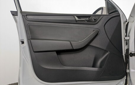 Skoda Rapid II, 2021 год, 1 350 000 рублей, 19 фотография