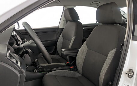 Skoda Rapid II, 2021 год, 1 350 000 рублей, 20 фотография